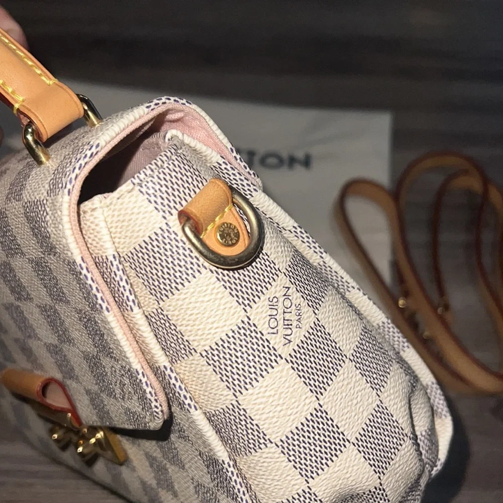 Authentic Louis Vuitton croisette in azur/pink interior - Picture 7 of 17